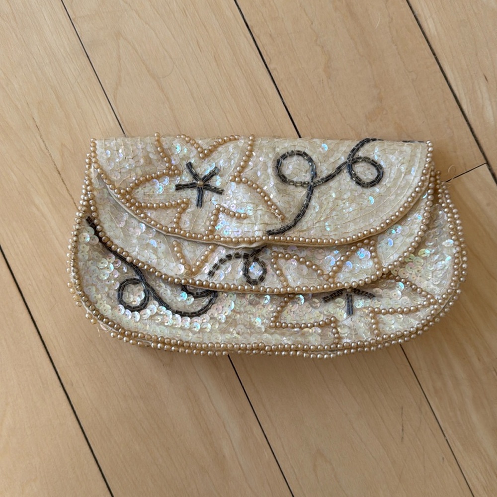 Vintage 1950s clutch
